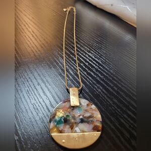 Versona Gold Tone Multicolor Statement Round Pendant Necklace Adjustable 17 inch